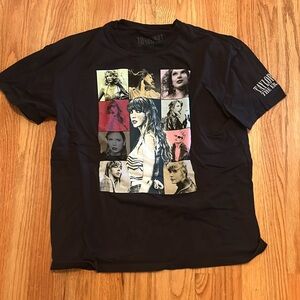 Taylor Swift brand new medium sized shirt